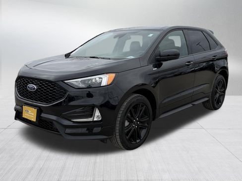 Certified 2024 Ford Edge ST-Line image 3