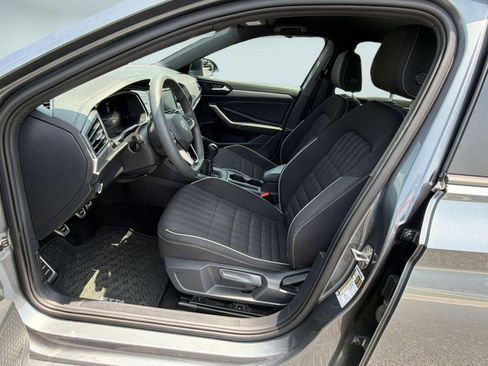 Certified 2023 Volkswagen Jetta Sport FWD image 5