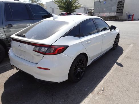 Used 2022 Honda Civic Sport image 3
