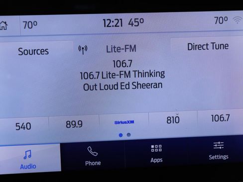 Used 2020 Ford Explorer XLT w/ Comfort Package image 39