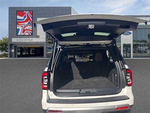 Certified 2022 Ford Expedition Max Limited image 8