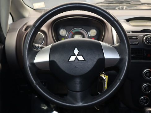 Used 2012 Mitsubishi i SE image 18
