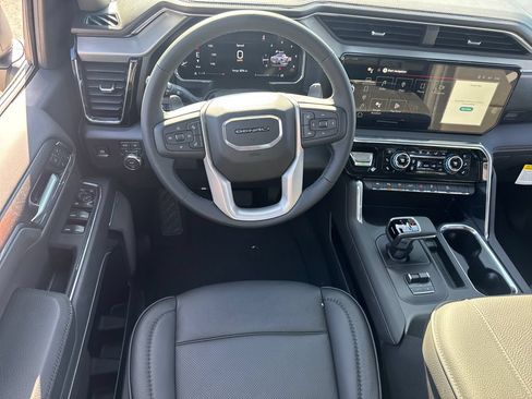 New 2026 GMC Sierra 1500 Denali w/ Denali Reserve Package AWD/4WD image 14