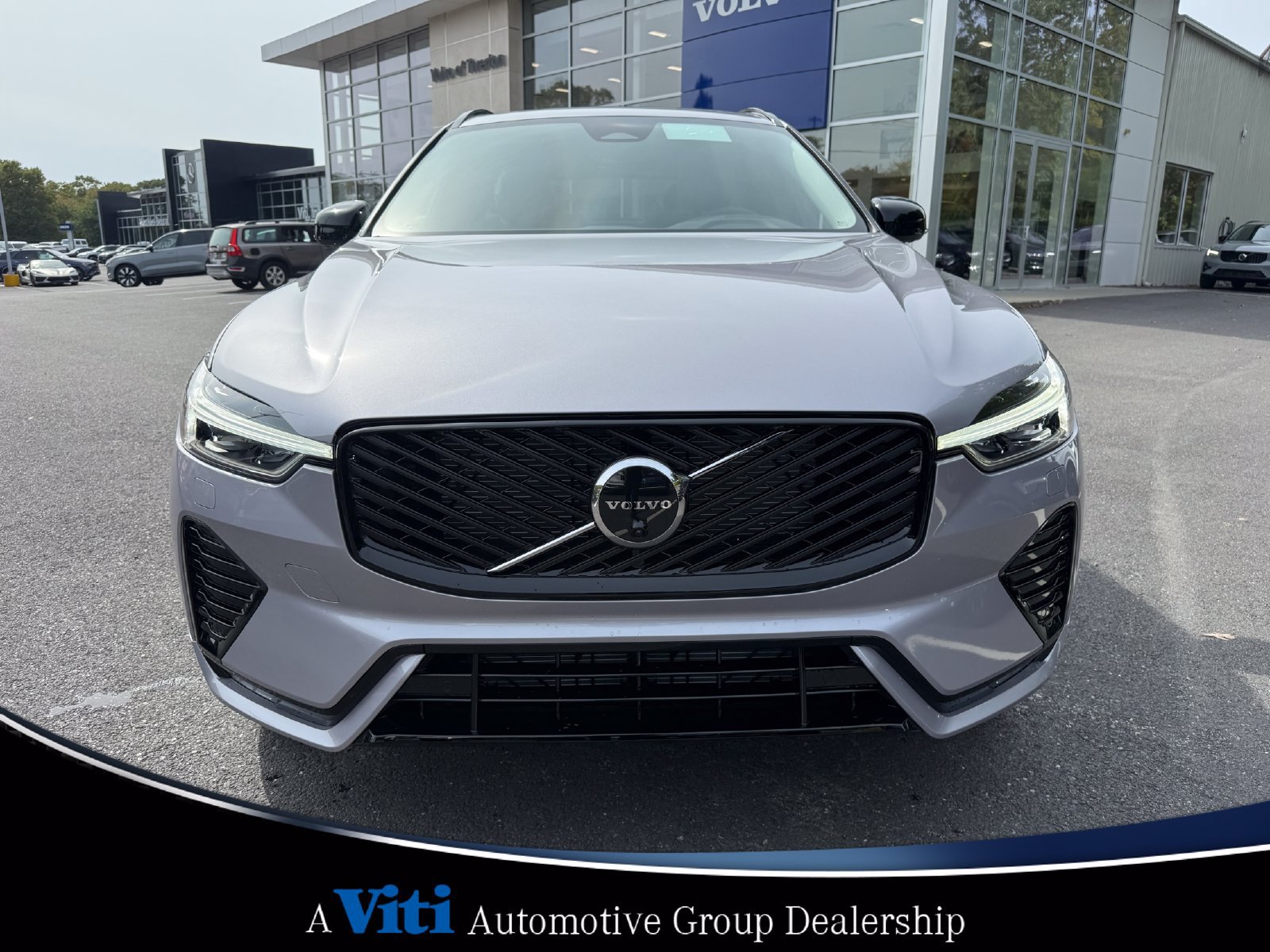Used 2026 Volvo XC60 B5 Plus w/ Protection Package Premier AWD/4WD image 3