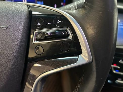 Used 2014 Cadillac XTS image 18