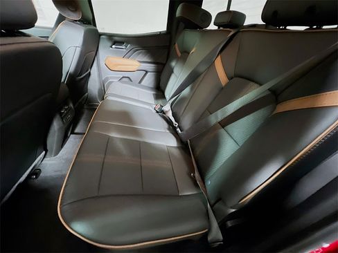 New 2026 GMC Canyon AT4 w/ Nightfall Essentials Package image 20