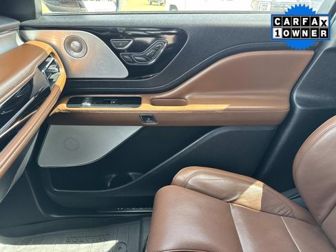 Used 2023 Lincoln Aviator Reserve w/ Equipment Group 201A image 26