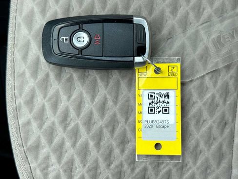 Certified 2020 Ford Escape SE FWD image 35