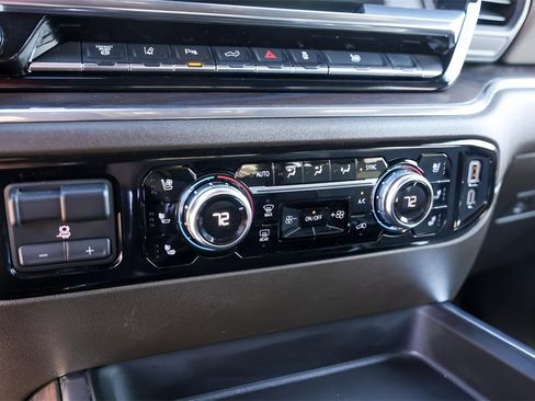 Used 2025 GMC Sierra 3500 SLT w/ Texas SLT Premium Package image 21