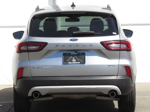 Used 2024 Ford Escape Platinum AWD/4WD image 7