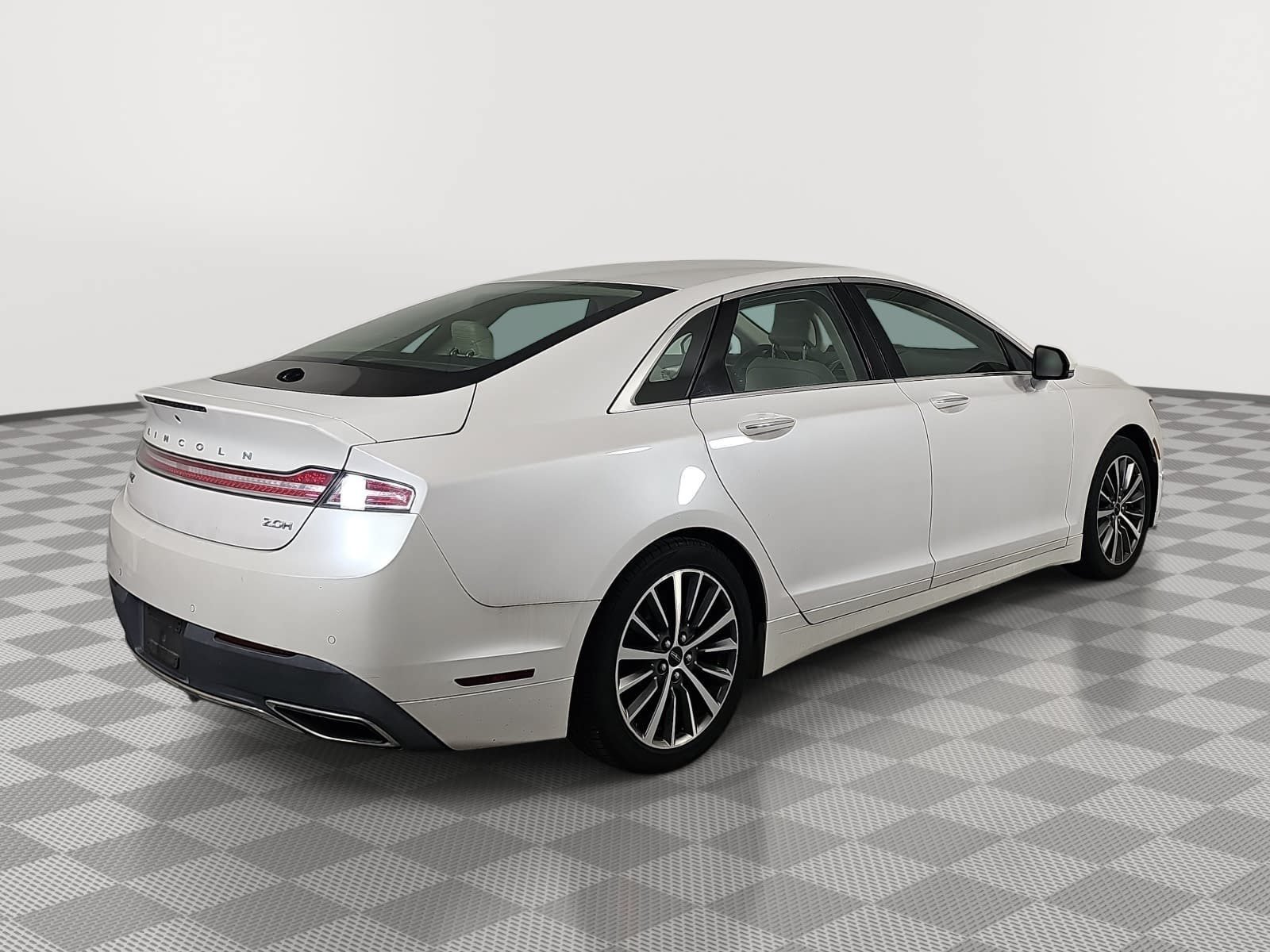 Used 2019 Lincoln MKZ Premiere FWD image 8