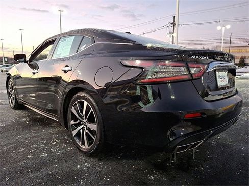Used 2023 Nissan Maxima SV w/ Floor Mat Group image 5