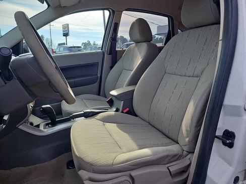 Used 2011 Ford Focus SE image 10