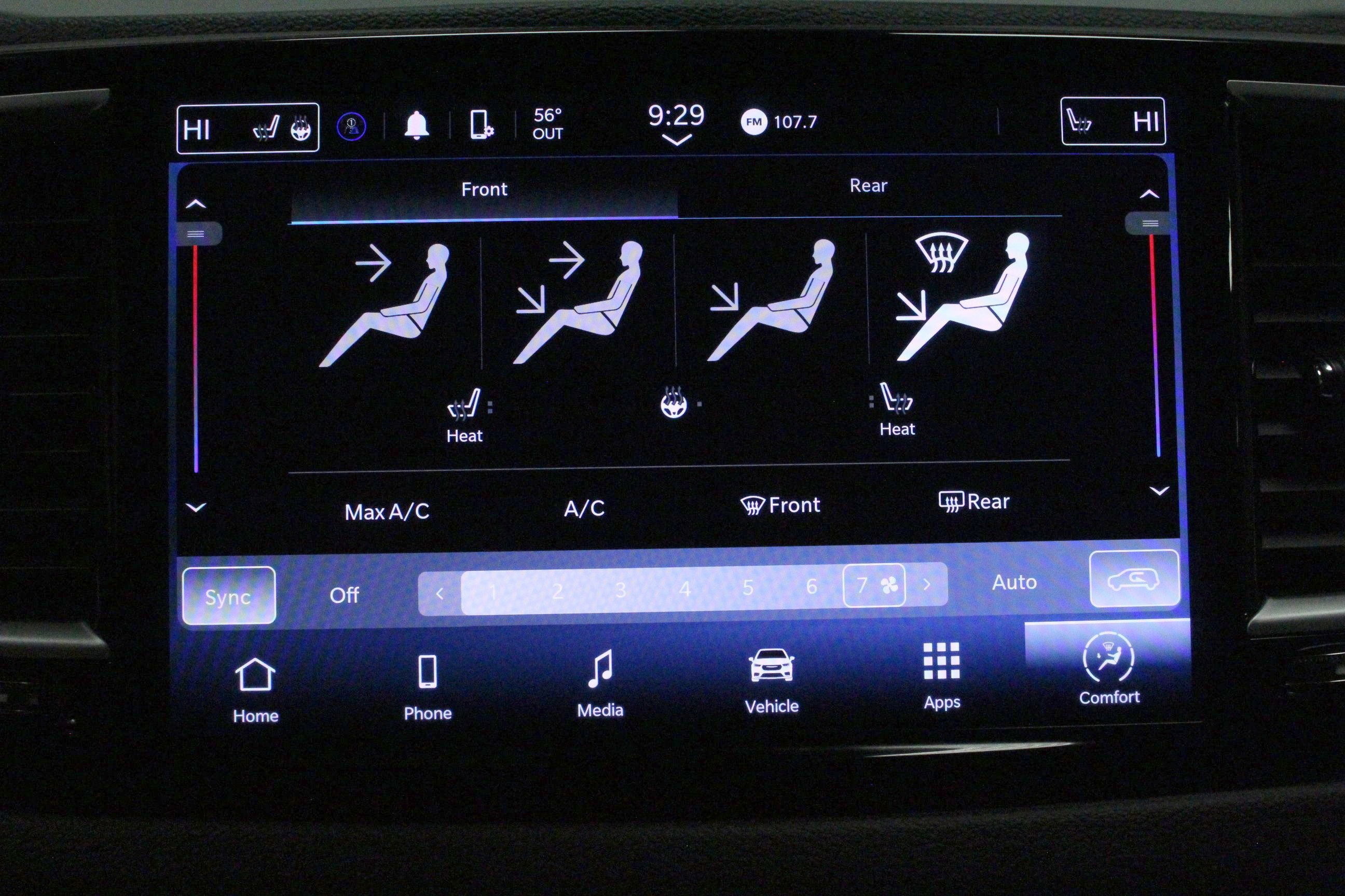 Used 2024 Chrysler Pacifica Touring-L FWD image 25
