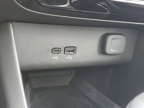 Certified 2025 Buick Encore GX Avenir w/ Avenir Convenience Package image 29