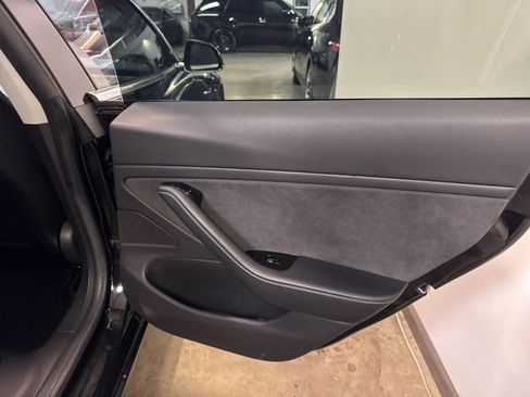 Used 2018 Tesla Model 3 Long Range image 20