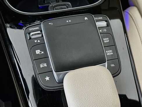Used 2023 Mercedes-Benz CLA 250 w/ Premium Package image 26