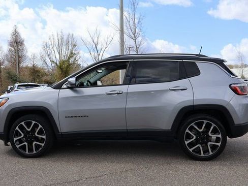 Used 2019 Jeep Compass Limited image 4