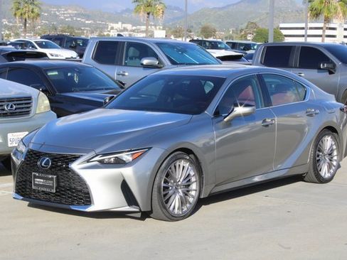 Certified 2023 Lexus IS 300 w/ Premium Package image 3