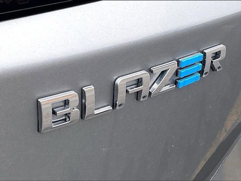 New 2025 Chevrolet Blazer EV LT w/ Super Cruise Package image 11