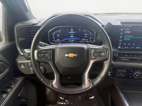 Used 2025 Chevrolet Silverado 2500 High Country w/ High Country Premium Package AWD/4WD image 9