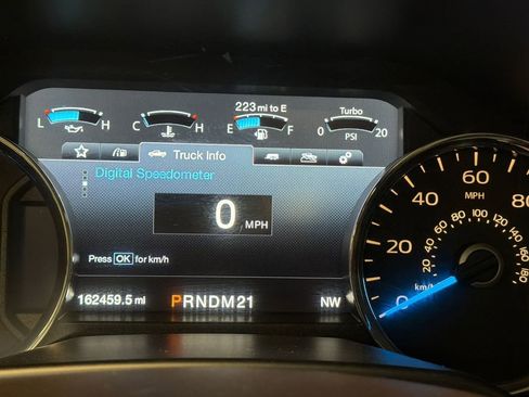 Used 2015 Ford F150 King Ranch w/ Equipment Group 601A Luxury AWD/4WD image 26