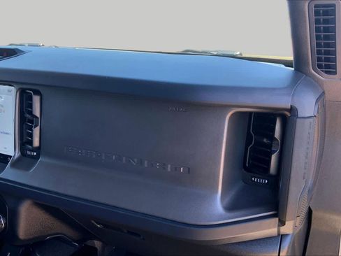 Certified 2025 Ford Bronco Big Bend w/ Black Appearance Package AWD/4WD image 19