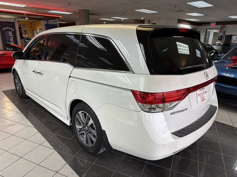 Used 2014 Honda Odyssey Touring Elite image 8