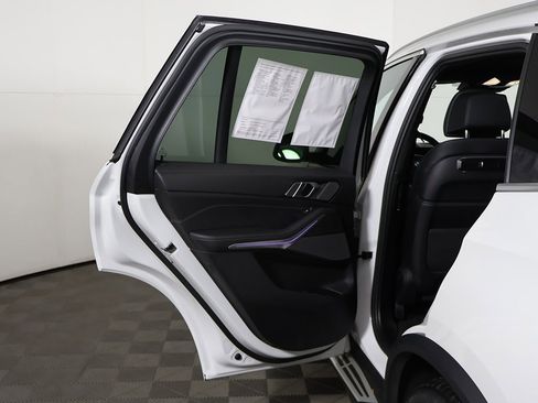 Used 2024 BMW X5 xDrive40i image 24