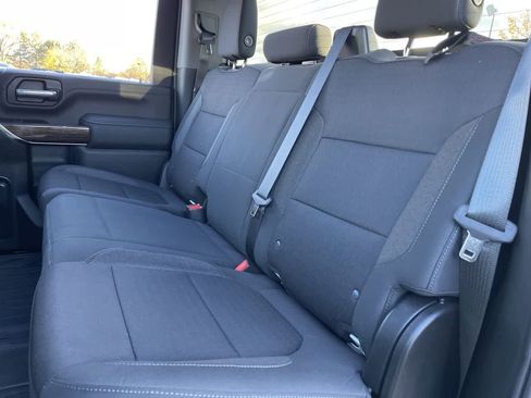 Used 2022 GMC Sierra 2500 SLE w/ SLE Value Package; image 19