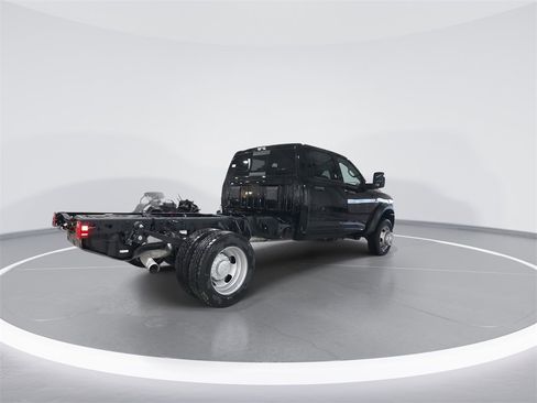 New 2025 RAM 4500 Tradesman image 8