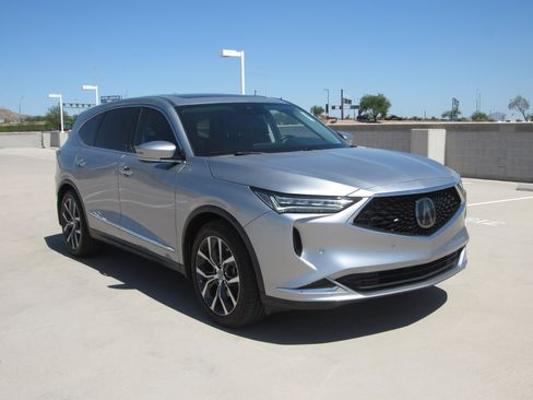 Certified 2023 Acura MDX FWD w/ Technology Package image 2