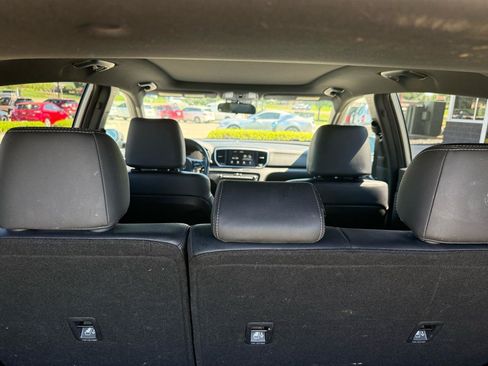 Used 2020 Kia Sportage S w/ S Sunroof Package AWD/4WD image 15