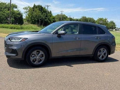 Used 2026 Honda HR-V LX image 3