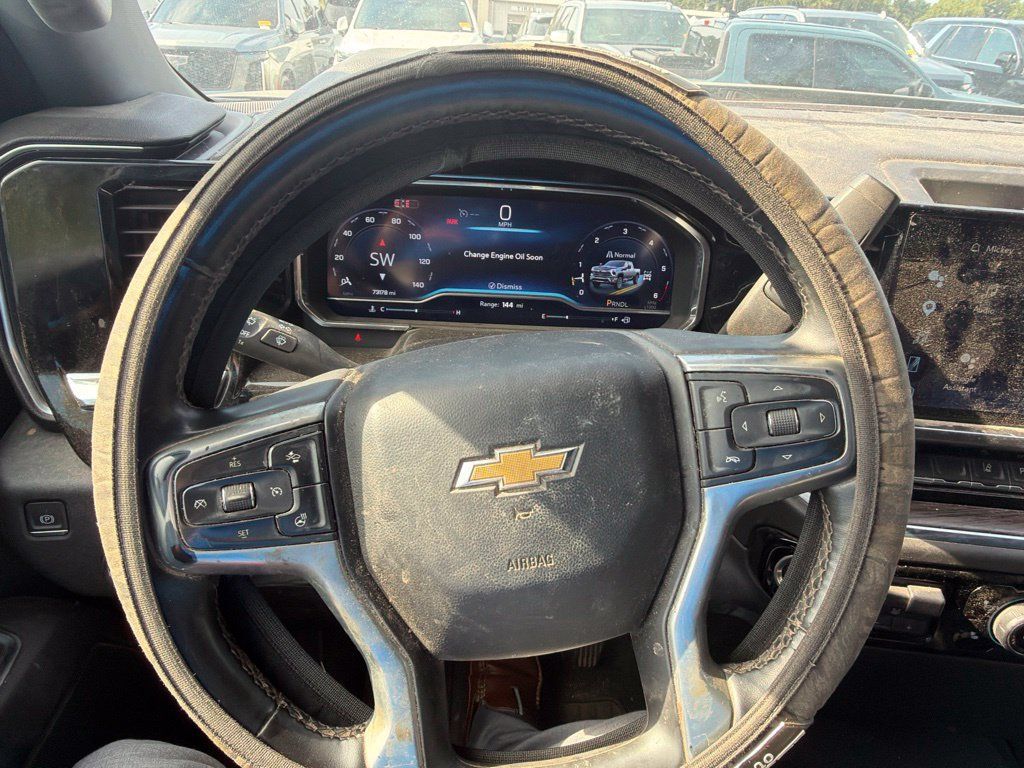 Used 2024 Chevrolet Silverado 2500 LT w/ All Star Edition AWD/4WD image 8