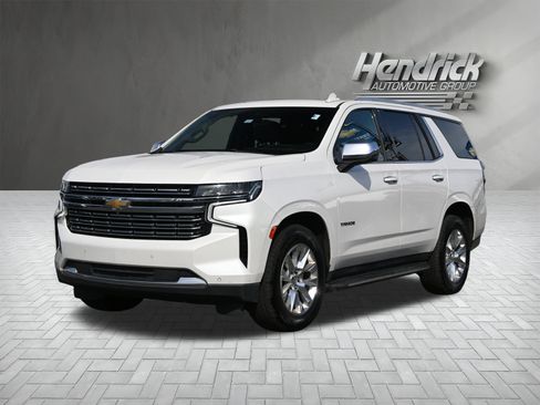 Used 2021 Chevrolet Tahoe Premier w/ Premium Package image 7