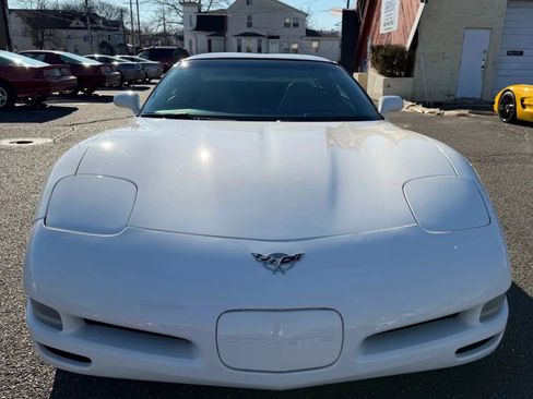 Used 2003 Chevrolet Corvette Coupe w/ Preferred Equipment Group image 4