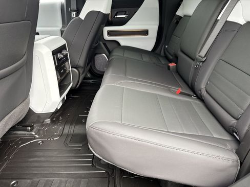 New 2025 GMC Hummer EV 3X image 26