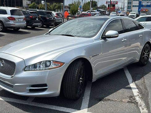 Used 2015 Jaguar XJ AWD image 7
