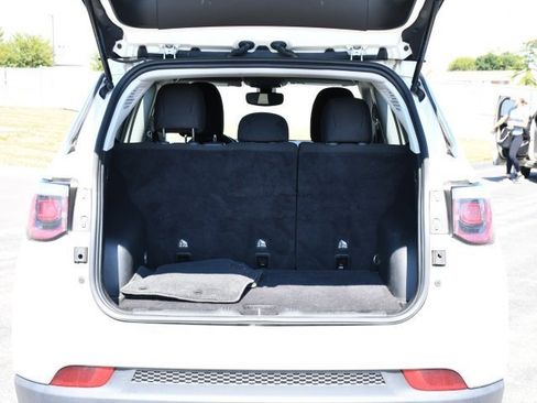 Used 2020 Jeep Compass Sport image 24