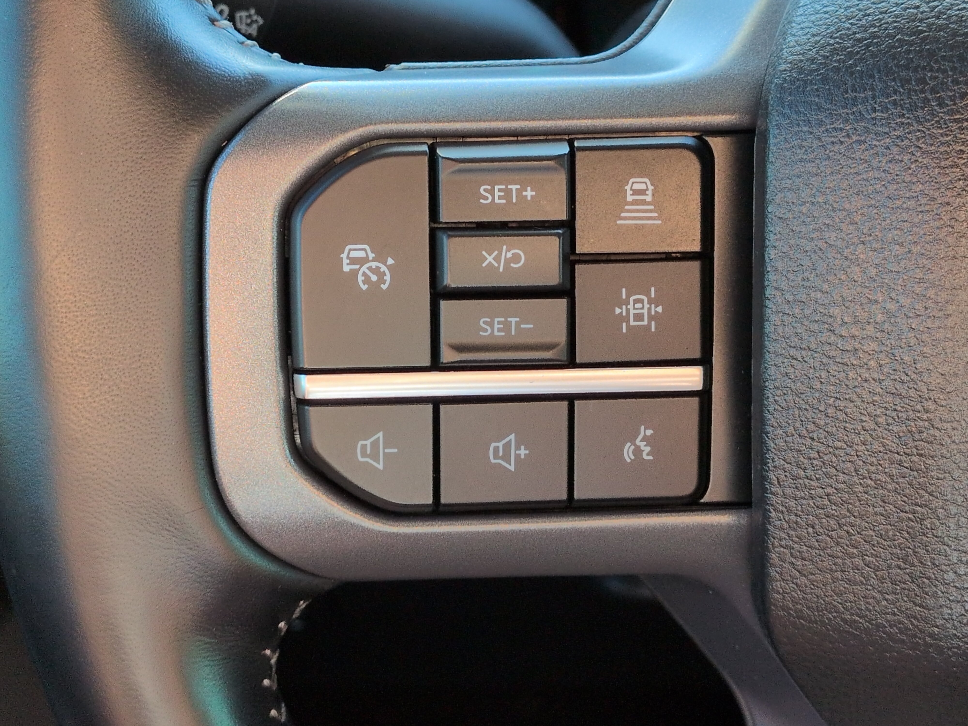 Certified 2024 Ford F250 Lariat w/ Lariat Ultimate Package AWD/4WD image 24