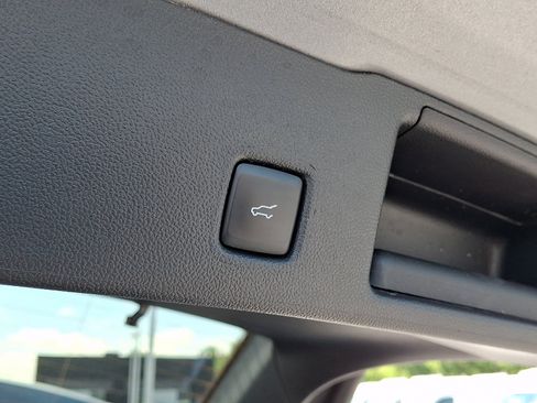 Used 2022 Ford Escape SEL w/ SEL Stealth AWD Package image 30