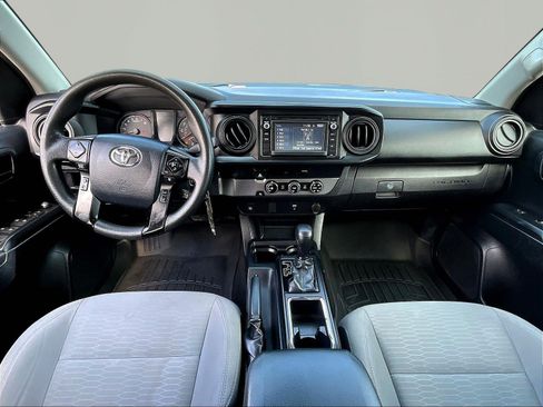 Used 2018 Toyota Tacoma SR w/ SR Convenience Package RWD image 8