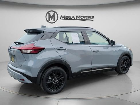 Used 2021 Nissan Kicks SR FWD image 8