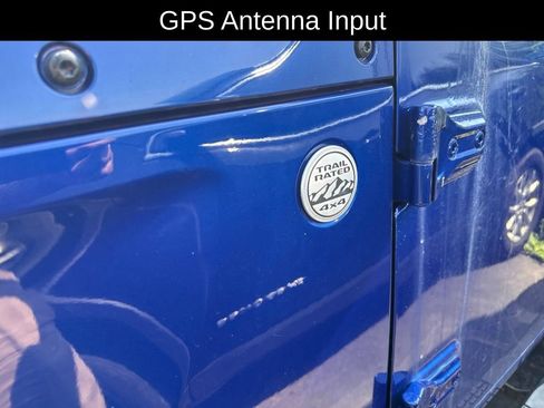 Used 2018 Jeep Wrangler Unlimited Sport S AWD/4WD image 8