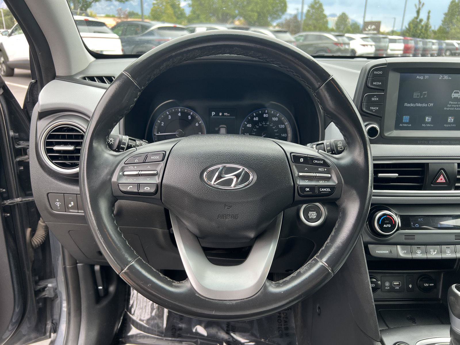 Used 2021 Hyundai Kona Limited AWD/4WD image 36