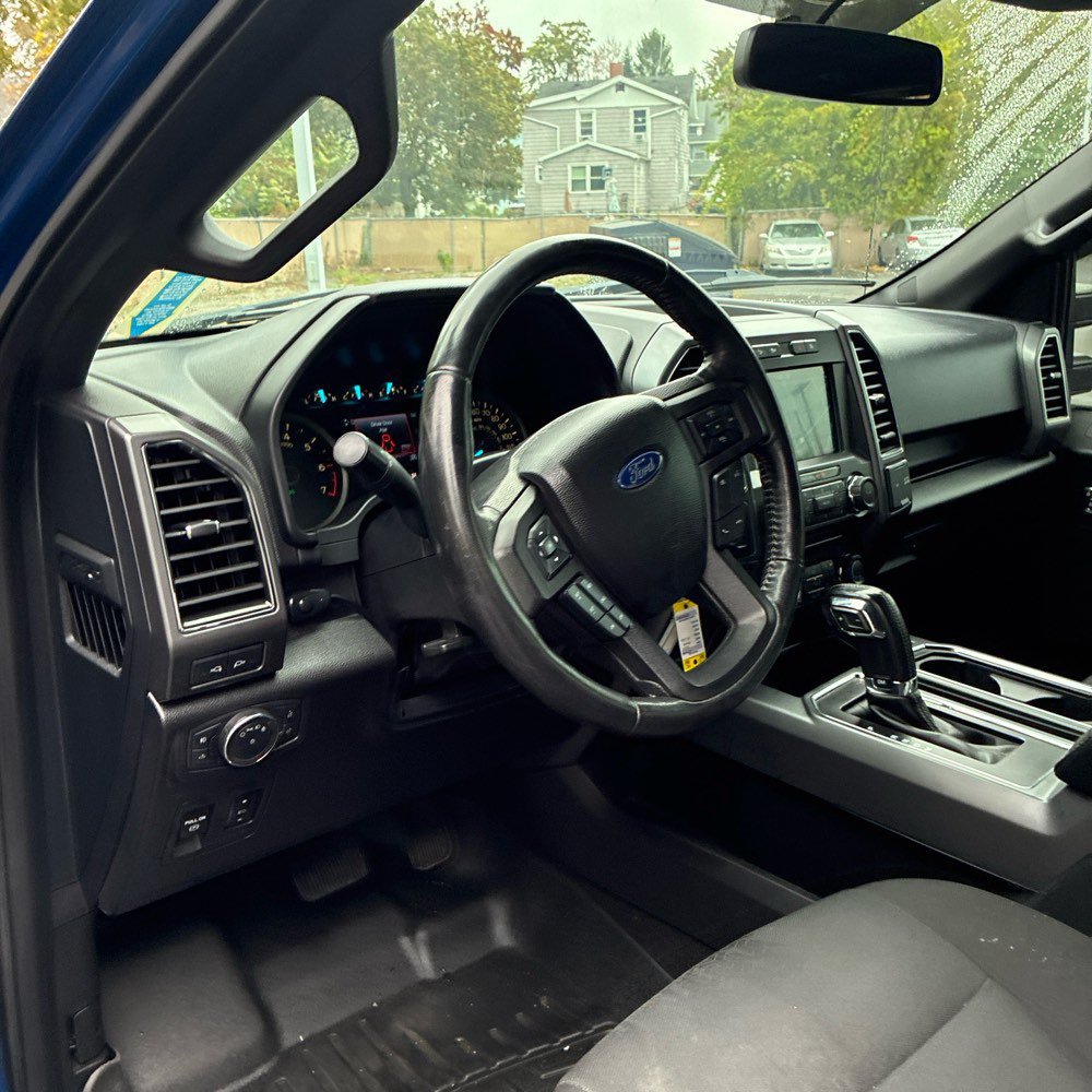 Used 2018 Ford F150 XLT w/ Equipment Group 302A Luxury AWD/4WD image 3