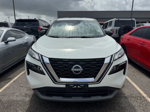 Used 2023 Nissan Rogue S FWD image 1