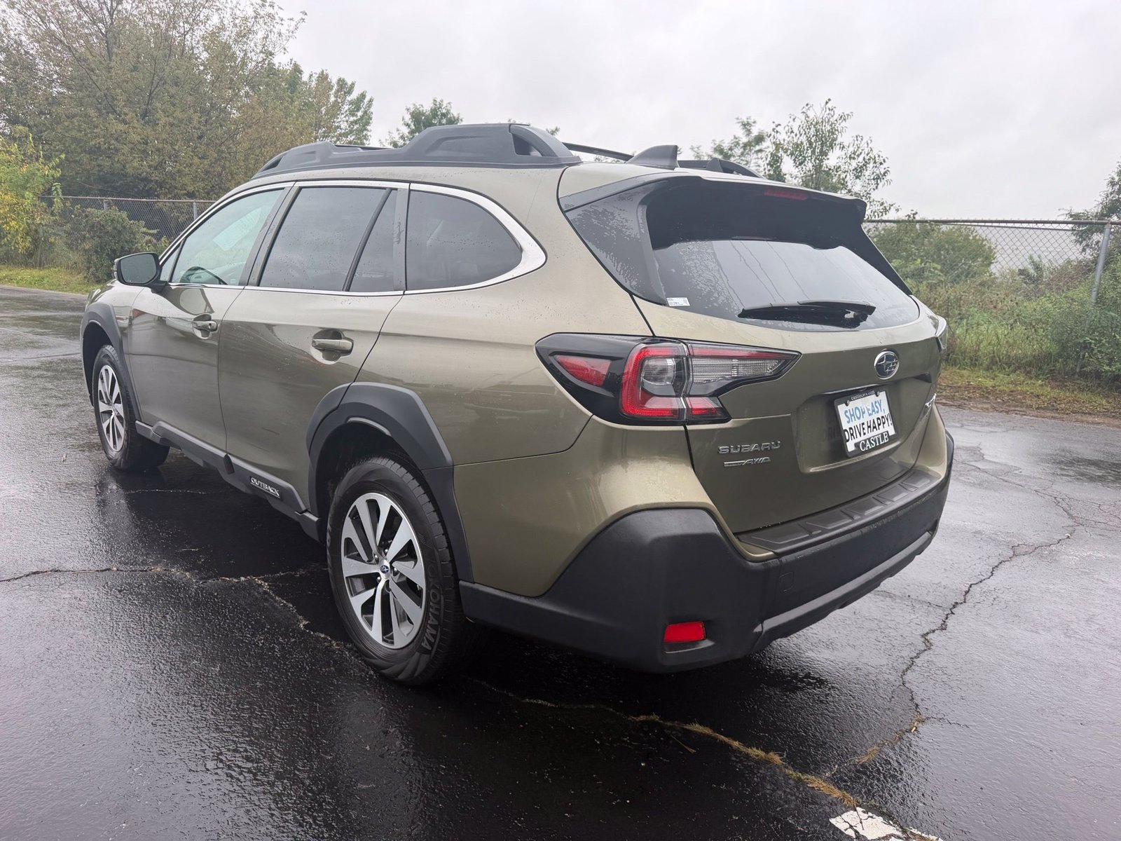 Certified 2024 Subaru Outback Premium w/ Popular Package #1A AWD/4WD image 8
