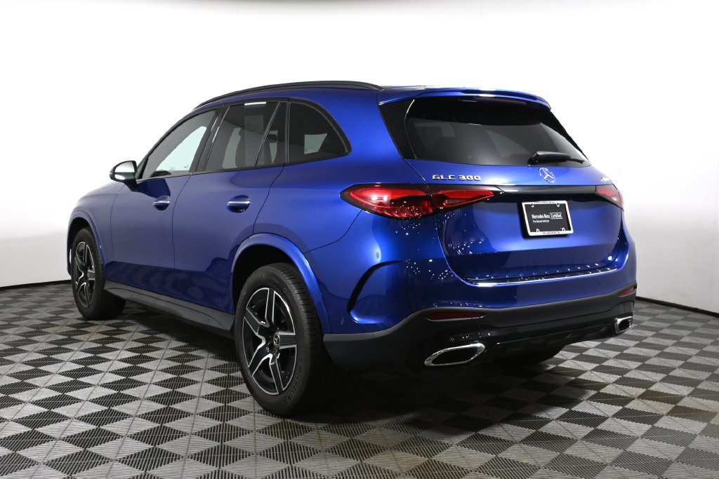 Certified 2026 Mercedes-Benz GLC 300 4MATIC image 5